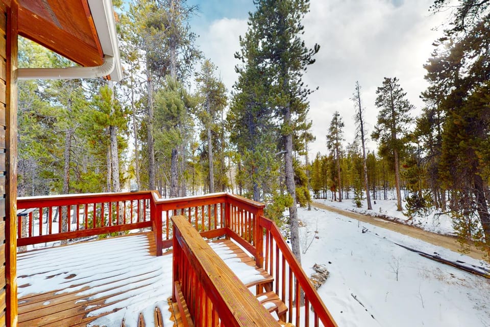 Lucky Bear's Lair House in Park County