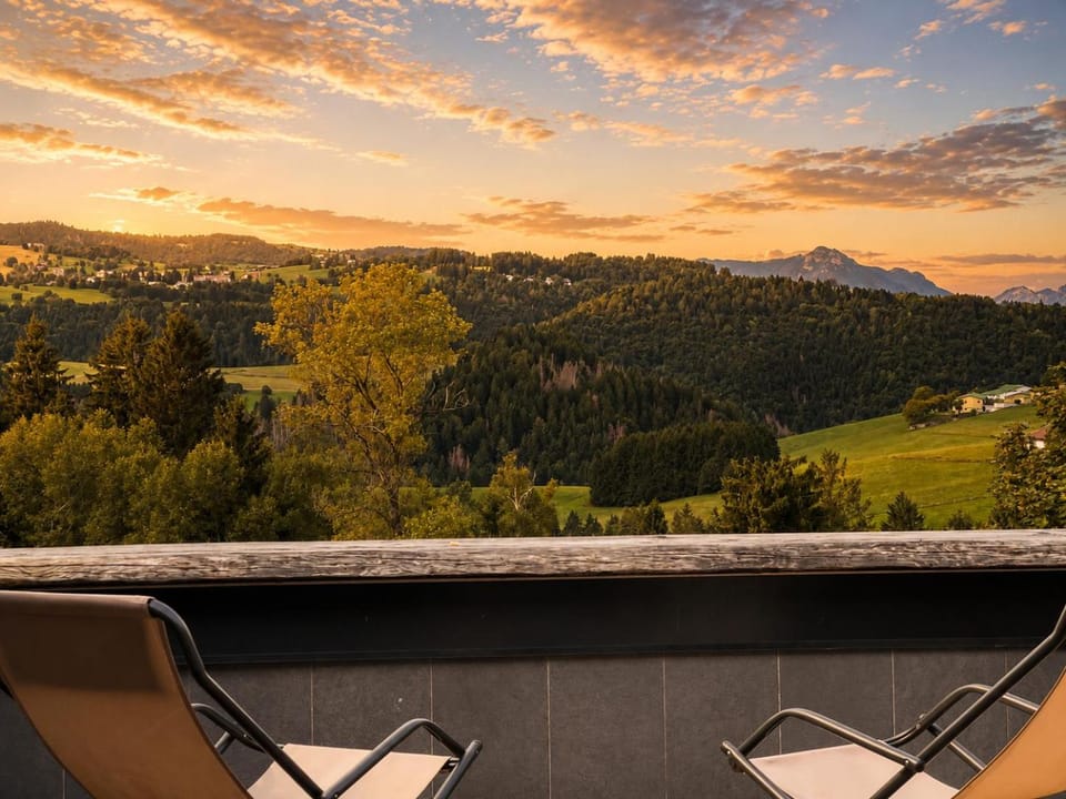 Day, Natural landscape, View (from property/room), Balcony/Terrace, Mountain view, Sunrise, Sunset