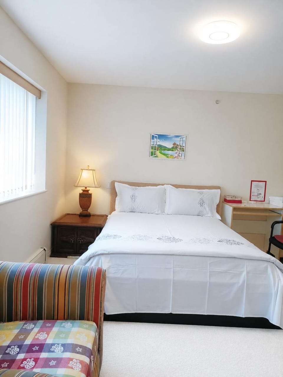 Photo of the whole room