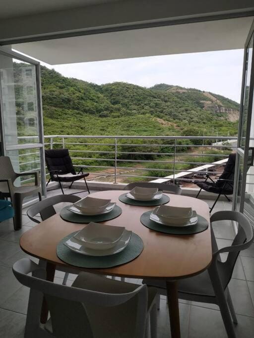 Natural landscape, Balcony/Terrace, Dining area