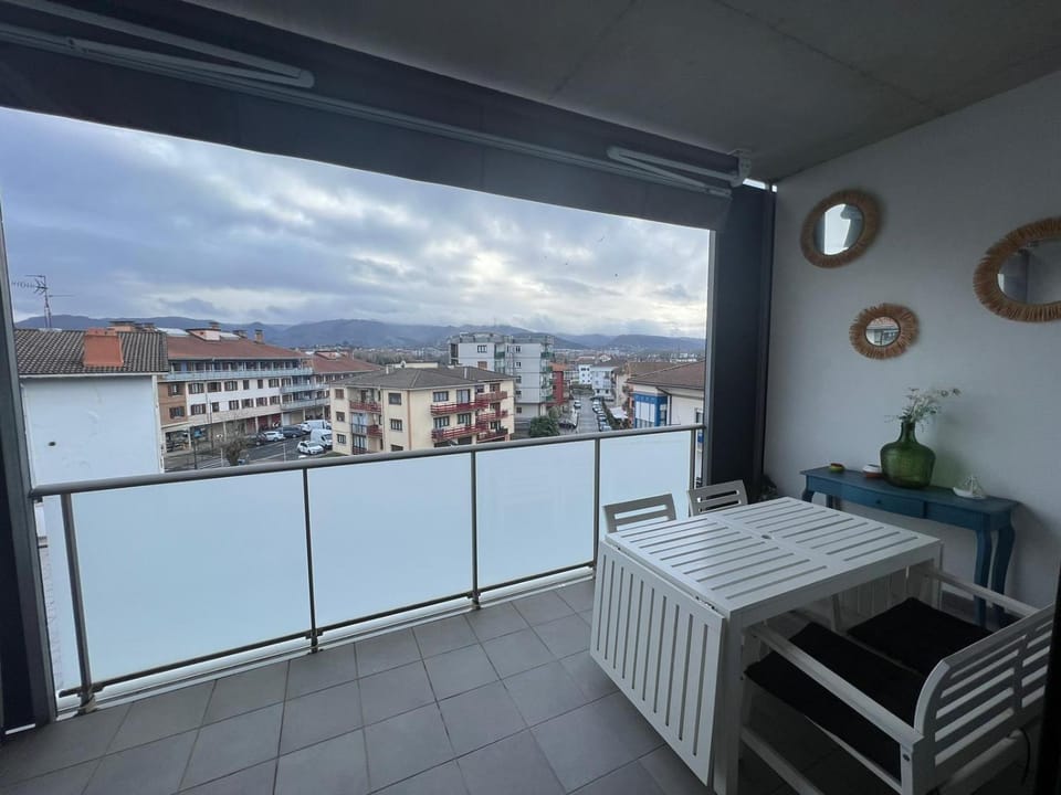 Kobentu Berri by Smiling Rentals House in Basque Country