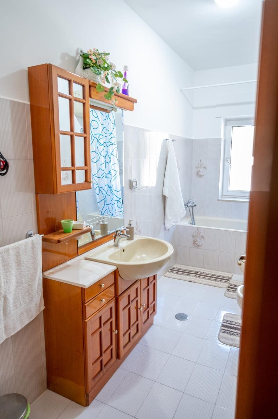 Toilet, Bathroom, Bath, towels