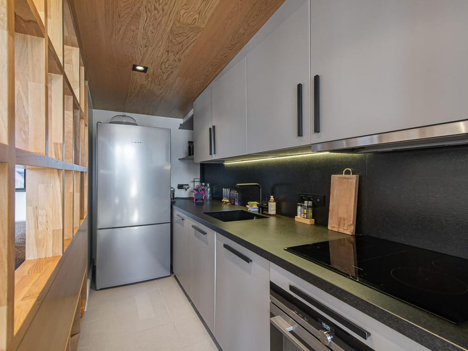 Triplex élégant à Courchevel 1850 avec cheminée et parking - FR-1-564-90 Apartment in Saint-Bon-Tarentaise