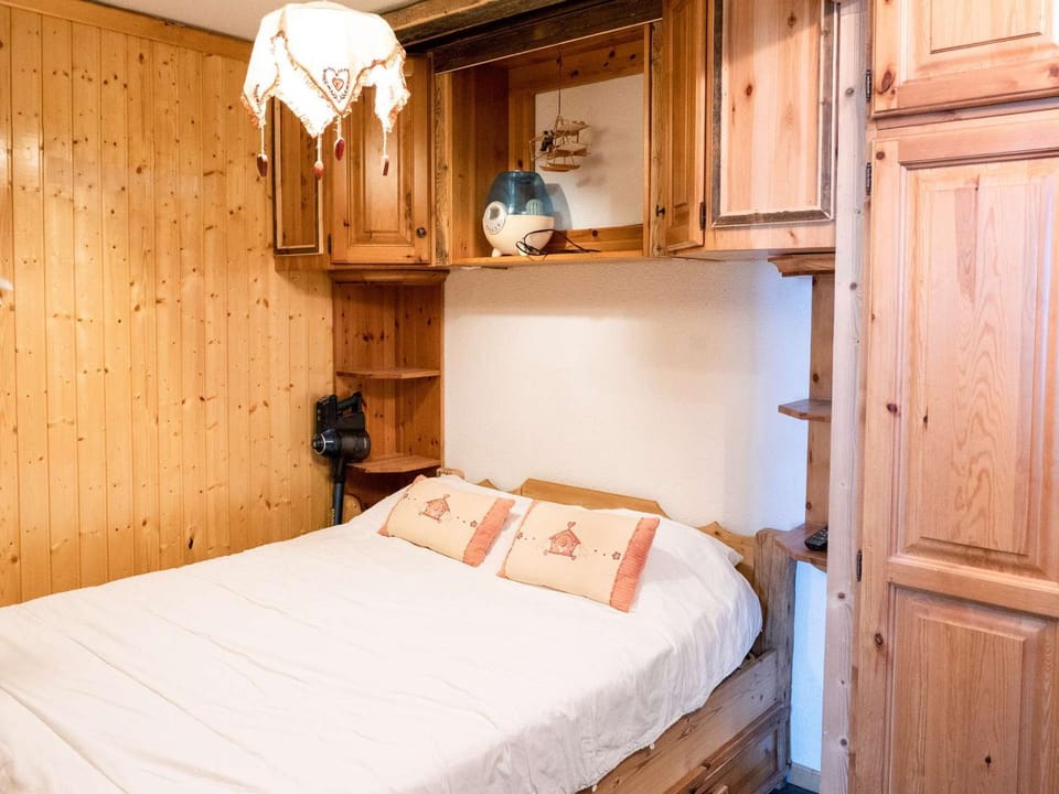 Charmant appart rénové à Val Thorens – 5 pers, balcon sud, ski aux pieds, proche commerces - FR-1-637-55 Apartment in Les Allues