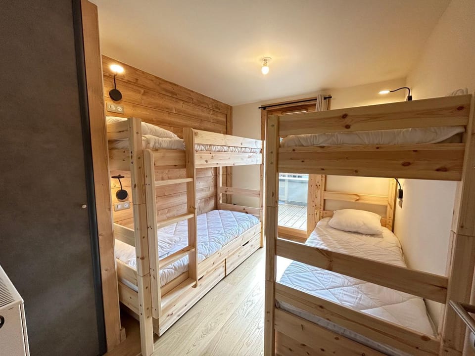 Bel appartement neuf aux Gets, proche des pistes, avec terrasse et parking sécurisé Apartment in Les Gets