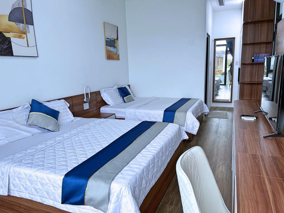 QV Manor - Homestay kề biển Bình Sơn Apartment hotel in Khanh Hoa Province