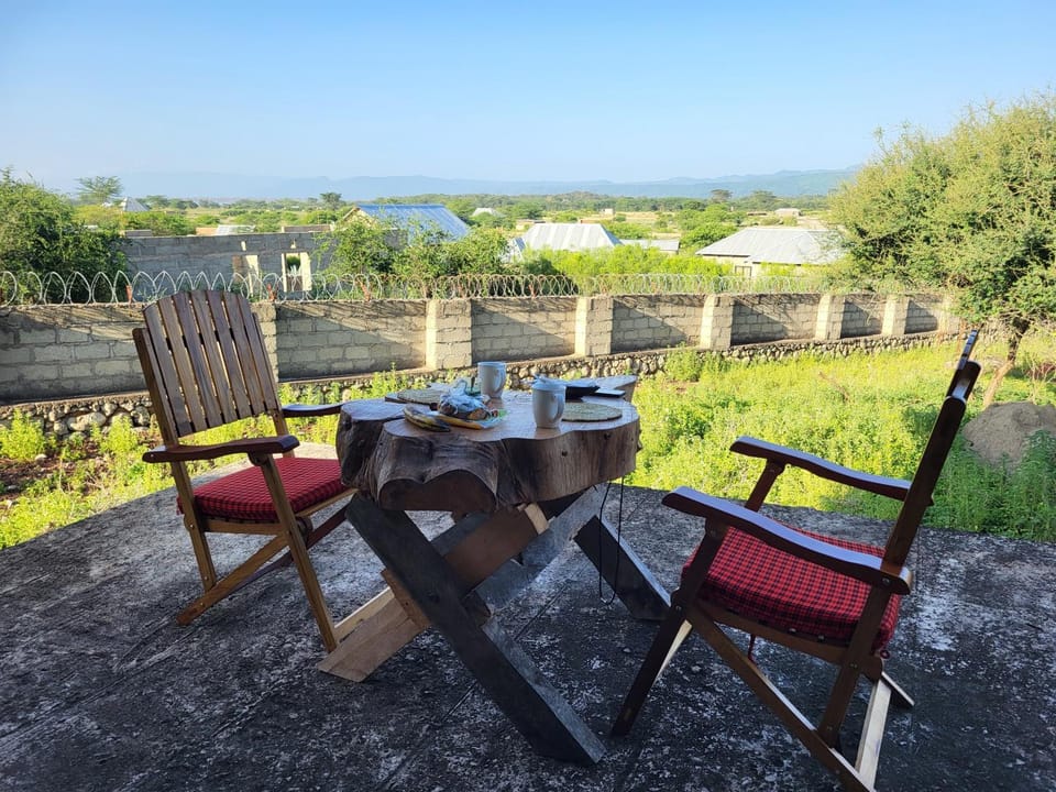 View (from property/room), Balcony/Terrace, Garden view, Lake view