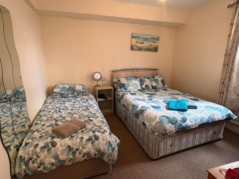 Cozy 2 Bedroom Flat in Brighton and Hove Apartment in Hove