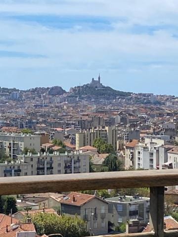 Côté mer Apartment in Marseille
