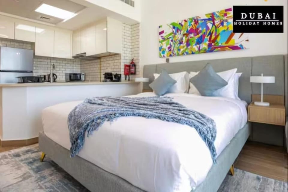 151 Residence Apartment in Dubai