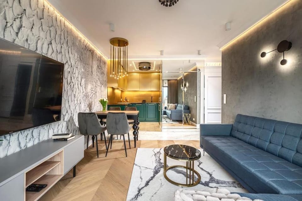 Unique Apartments - GOLD - Private Sauna & River View & AC Apartment in Gdansk