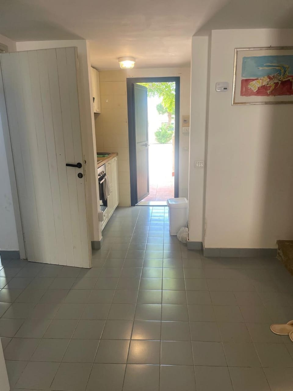 Kitchen or kitchenette, oven
