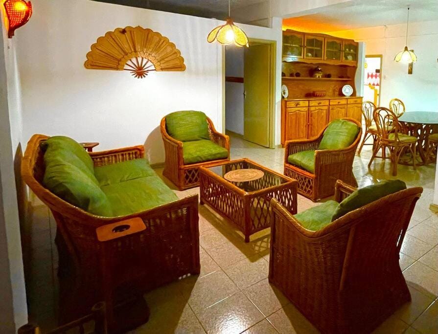 Lovely 2-bedroom condo close to the beach… Apartment in Trou-aux-Biches