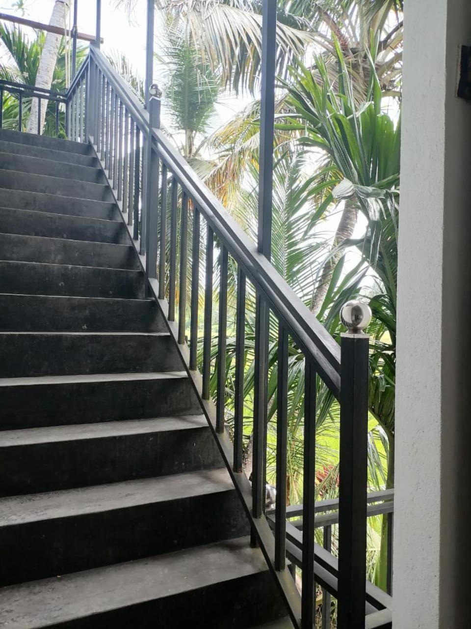 Island House Villa in Southern Province