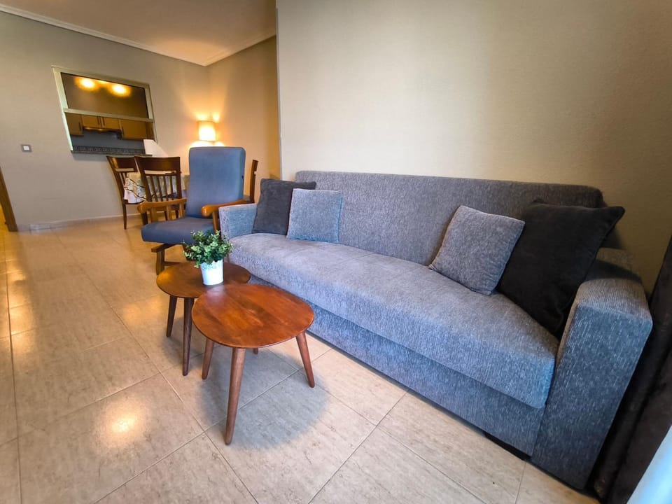 Communal lounge/ TV room, TV and multimedia, Living room