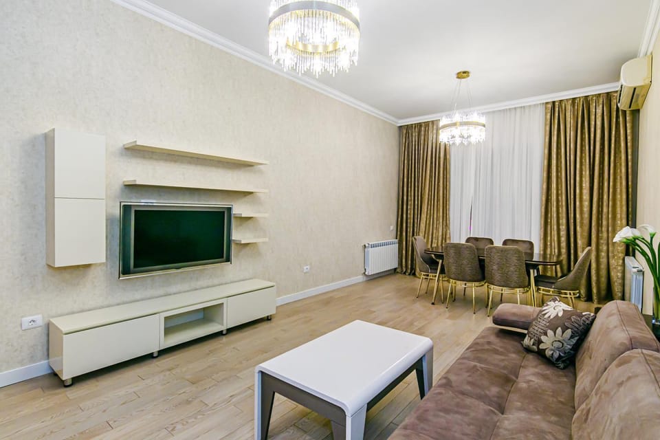 TV and multimedia, Living room, Seating area, internet