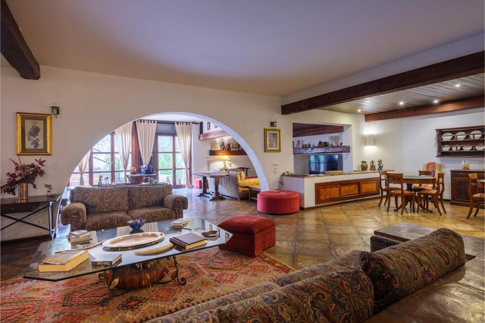 Property building, Living room