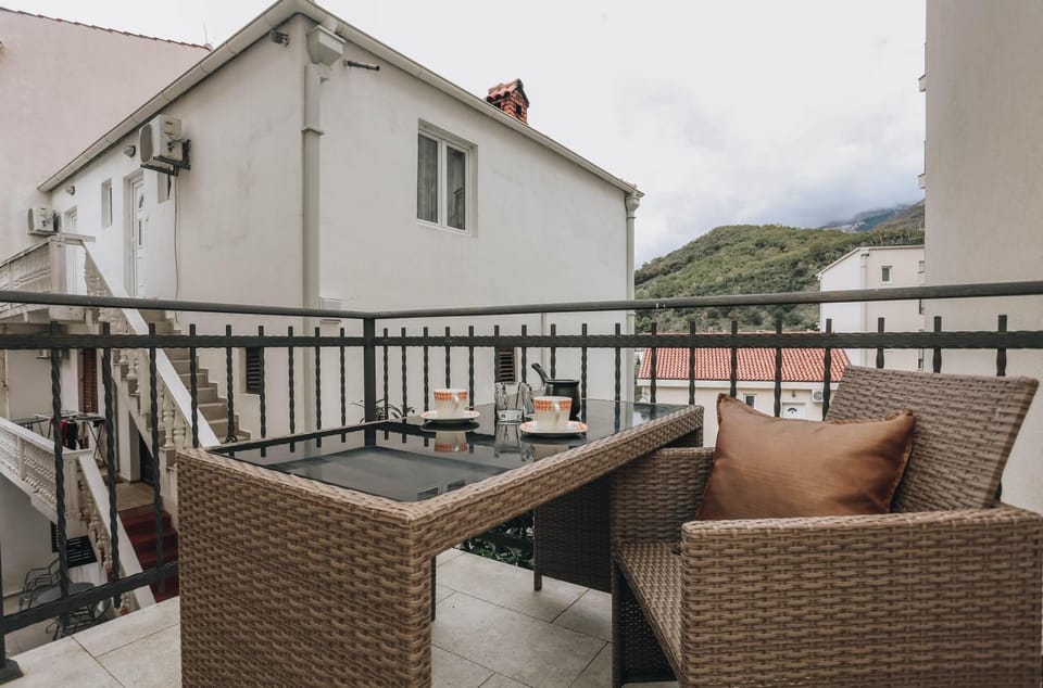 View (from property/room), Balcony/Terrace