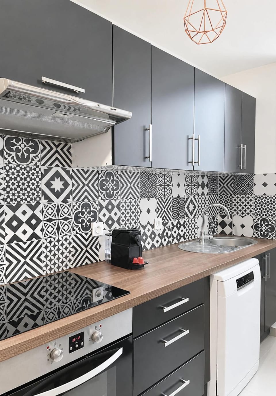 Kitchen or kitchenette, stove