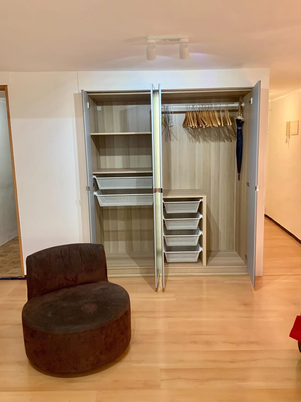 wardrobe