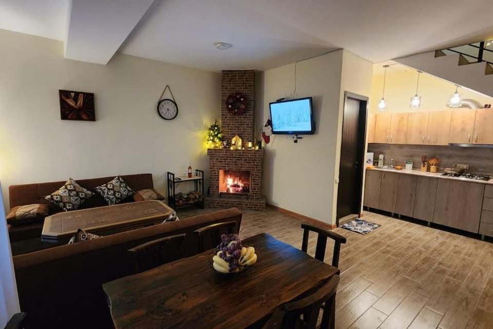 TV and multimedia, Dining area
