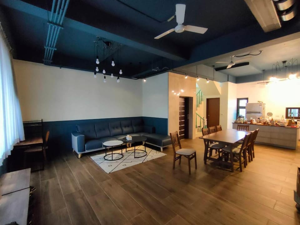Living room, Seating area, Dining area, Internal: Not applicable to any particular room
