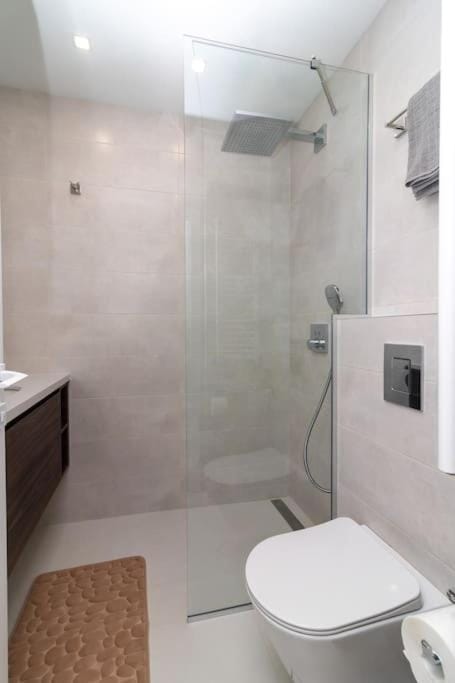 GRAN CAPITAL City View Workspace & FREE PARKING Apartment in Sofia