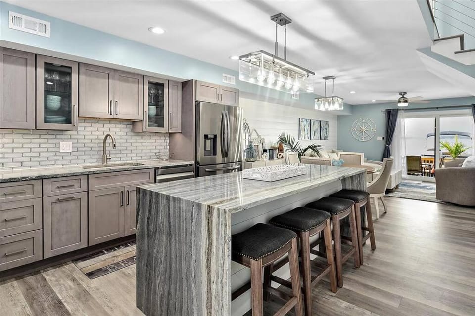 Sunset Fishing Paradise 3b b Bay Front Townhome House in Ocean City