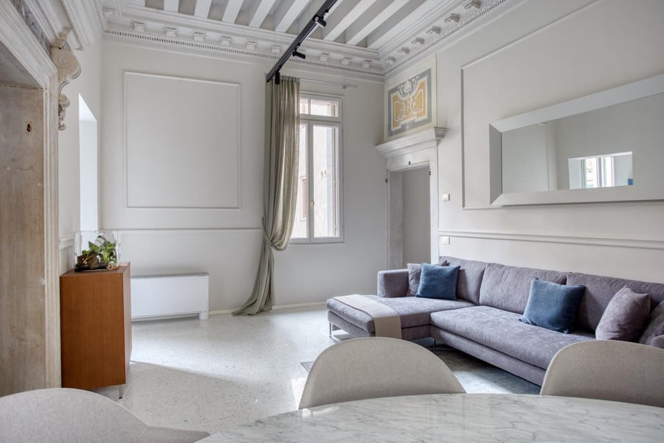 Palazzo Bonvicini 10 Apartment in Venice
