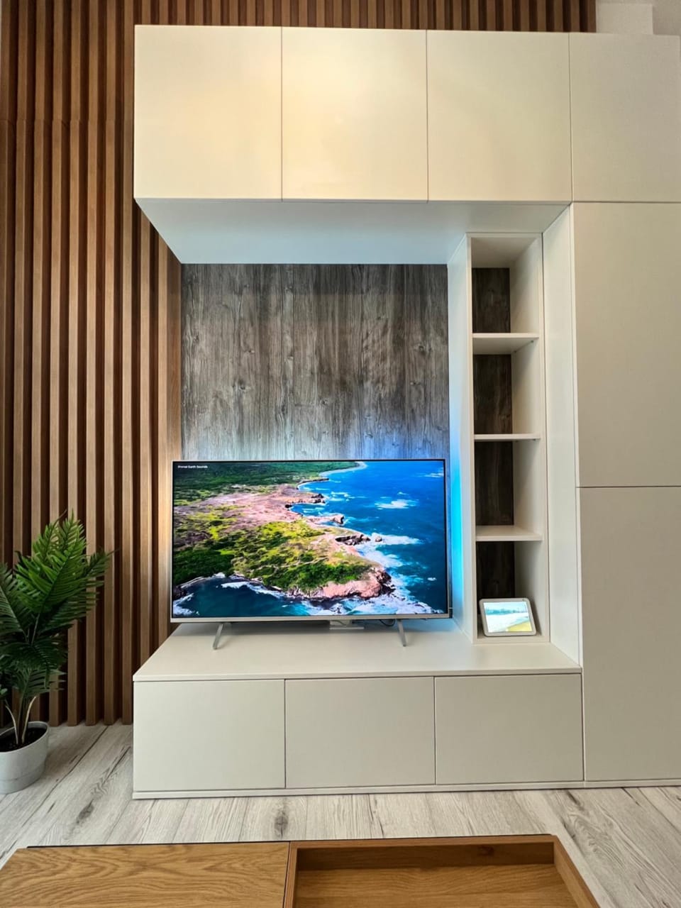 TV and multimedia, Living room
