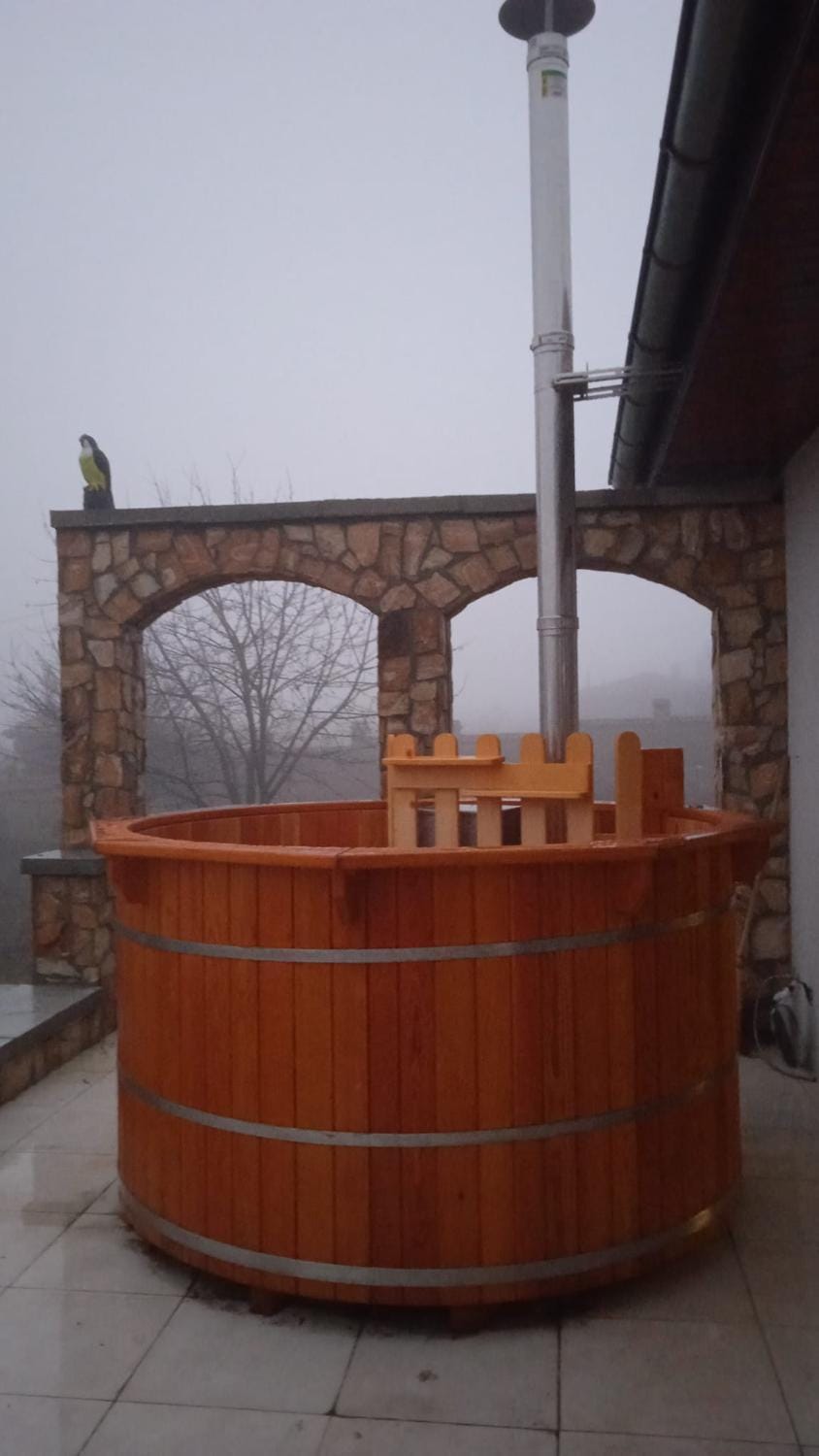 Day, Hot Tub