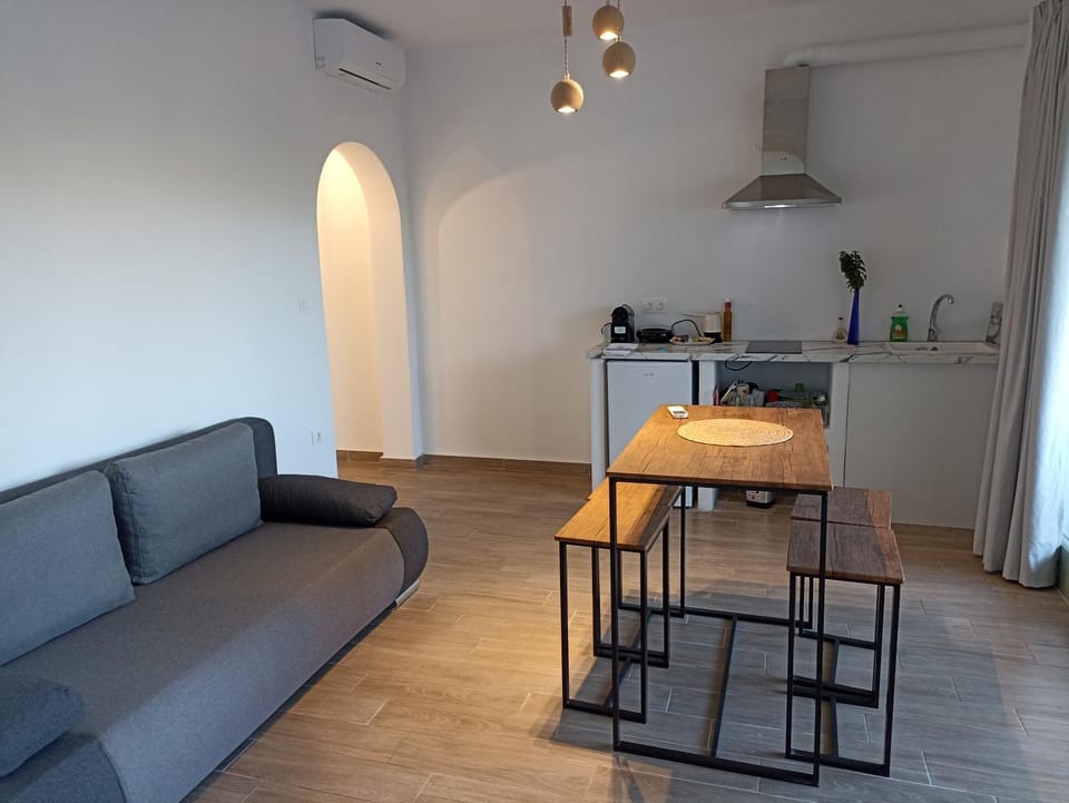 Eleonas 2 Apartment in Naxos, Naxos and Lesser Cyclades, Greece