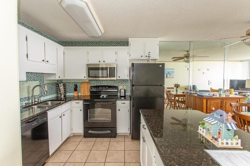 ROYAL GARDEN RESORT 515 condo Apartment in Garden City