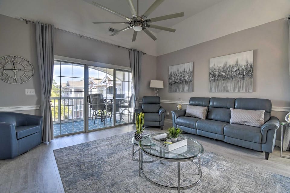 Myrtle Beach Condo: Golf Course + Pool View! House in Carolina Forest