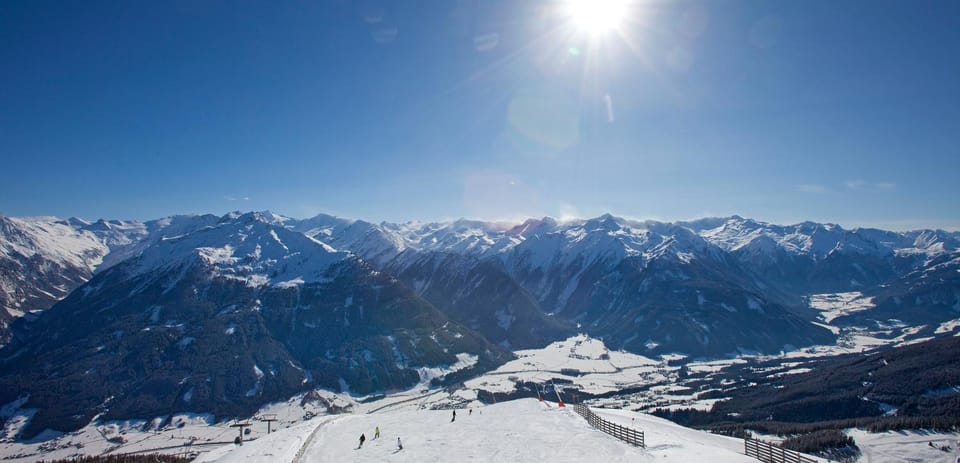 Day, Natural landscape, Winter, Skiing