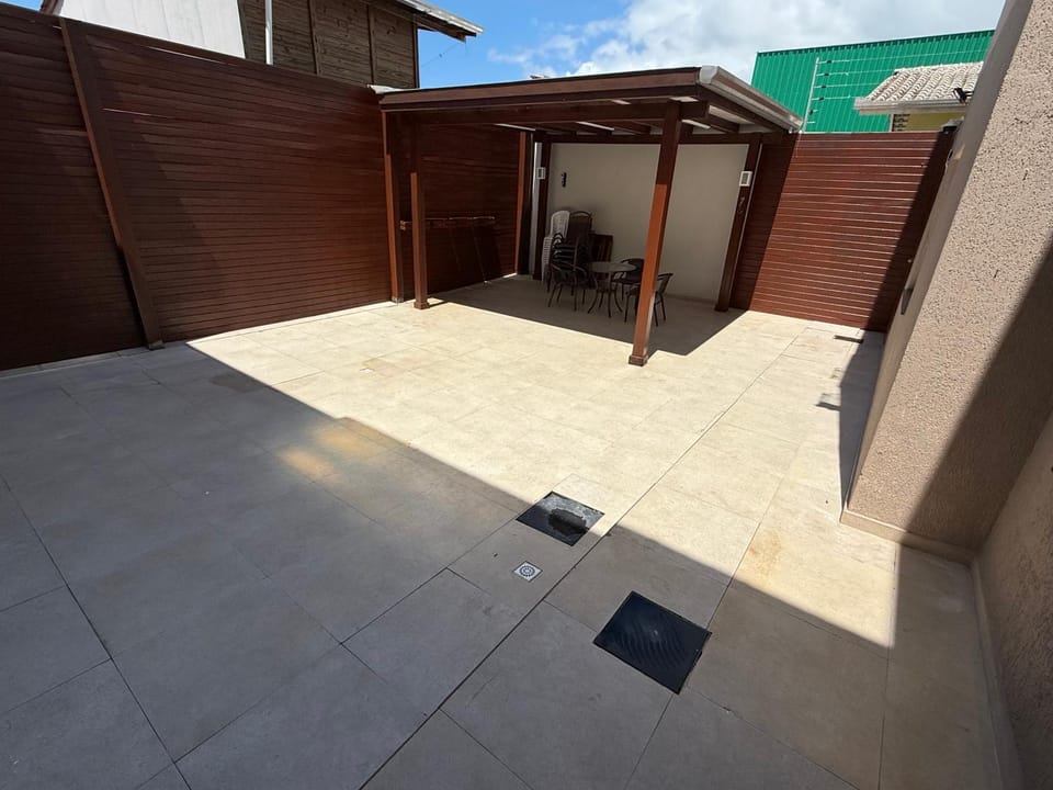 Inner courtyard view