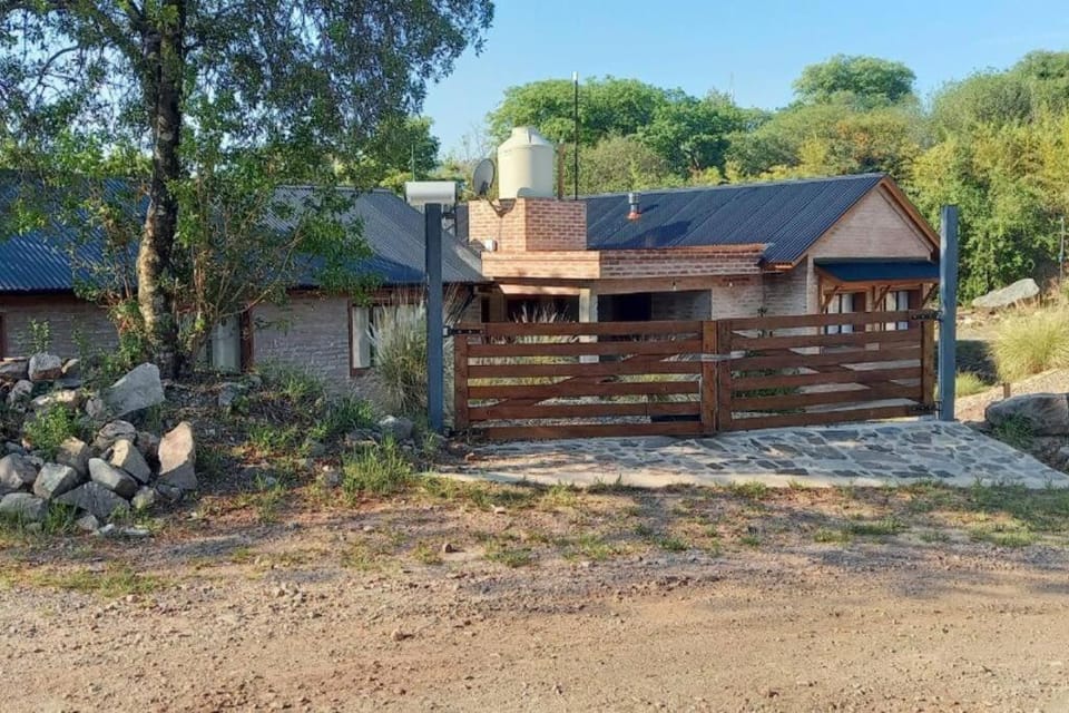 Sierras Córdoba ,Complejo Los Forasteros Chalet in Cordoba Province