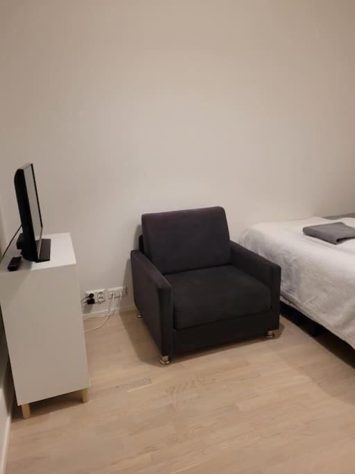 Bright studio apartment on the 6th floor Apartment in Uusimaa