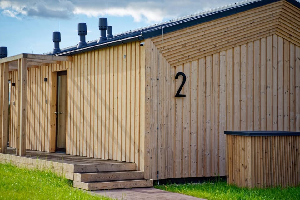 Property building, Day