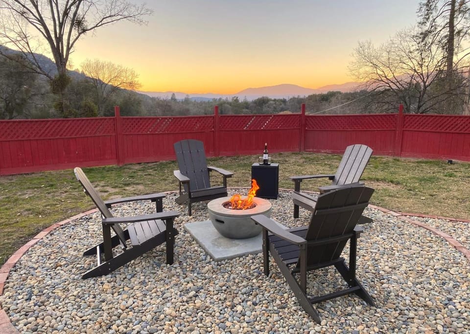 Natural landscape, Mountain view, Sunset, fireplace
