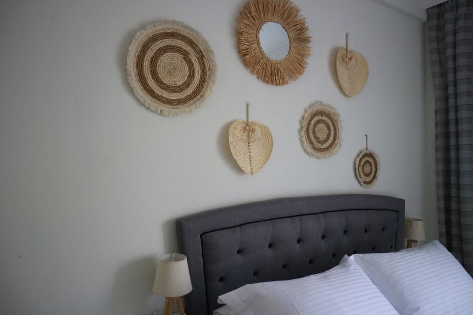 Bed, Photo of the whole room, Decorative detail, Bedroom