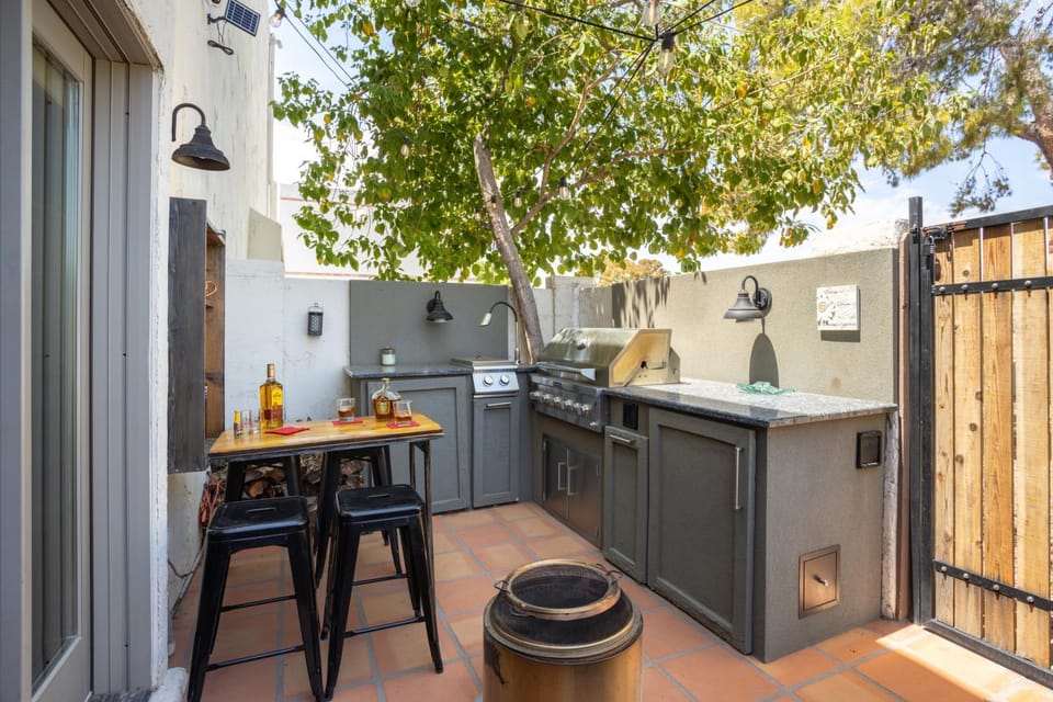 Patio, BBQ facilities, Balcony/Terrace, Kitchen or kitchenette, Dining area