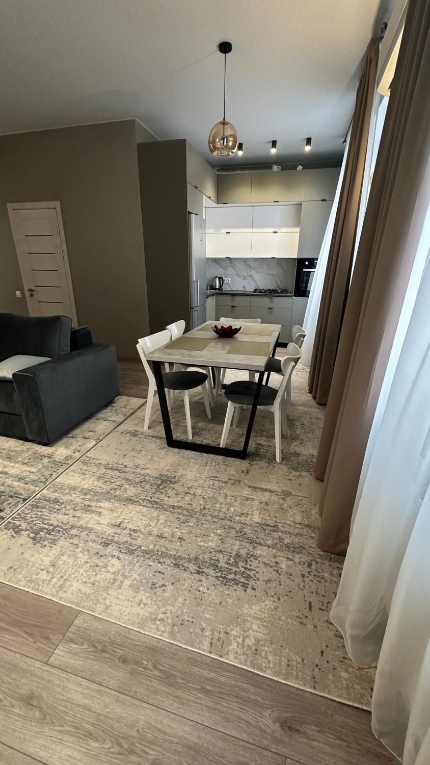 Kitchen or kitchenette, Living room, Seating area, Dining area
