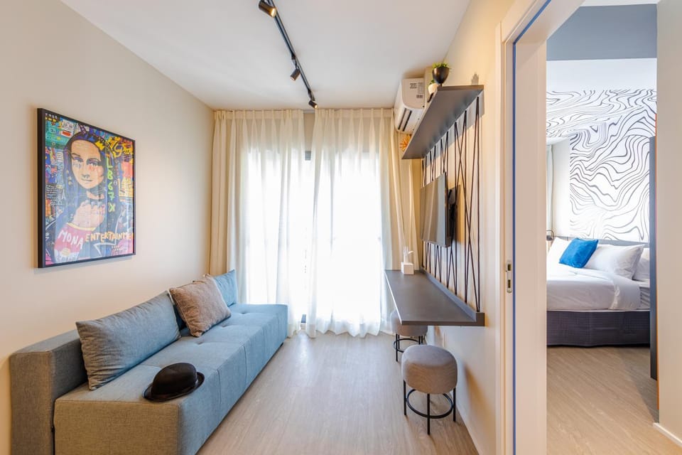 Living room, Decorative detail, Bedroom, Area and facilities