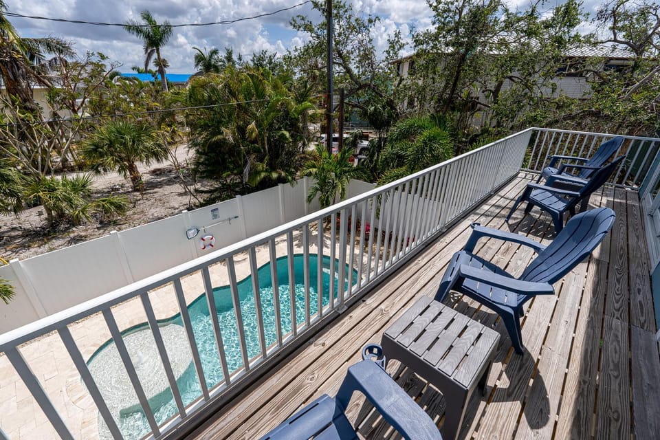 Balcony/Terrace, Swimming pool