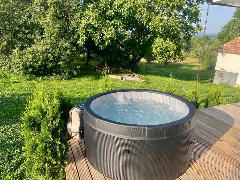 Natural landscape, Summer, Garden, Hot Tub, Balcony/Terrace, Garden view, Swimming pool