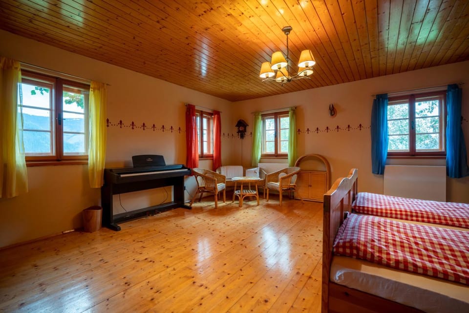 Photo of the whole room