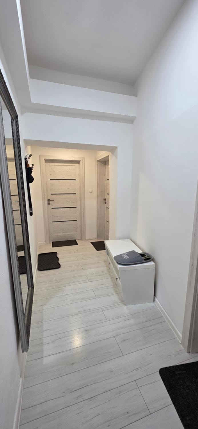 Apártmany v centre - vlastná izba so spoločnou kuchyňou a kúpeľnou môže byť zdieľaná 2 inými izbami Apartment in Slovakia