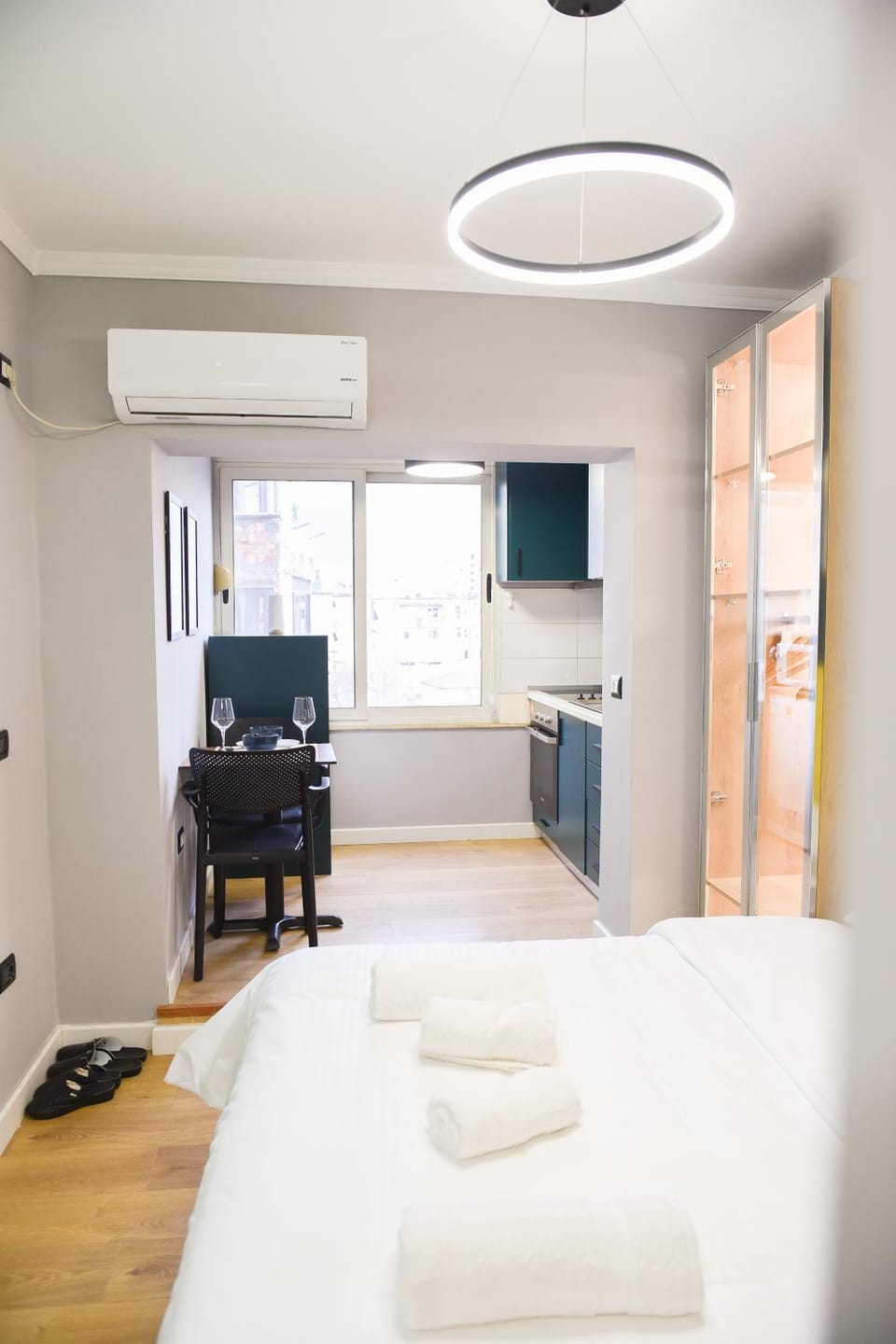 Matisse No10 - City Center Studio Apartment in Tirana