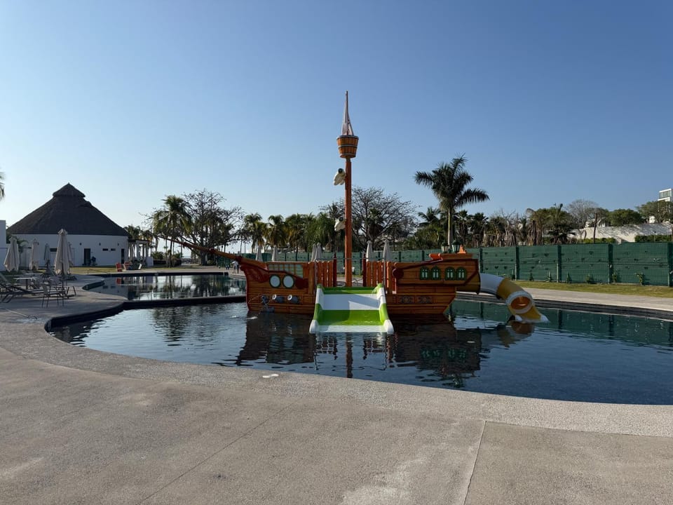 Aqua park